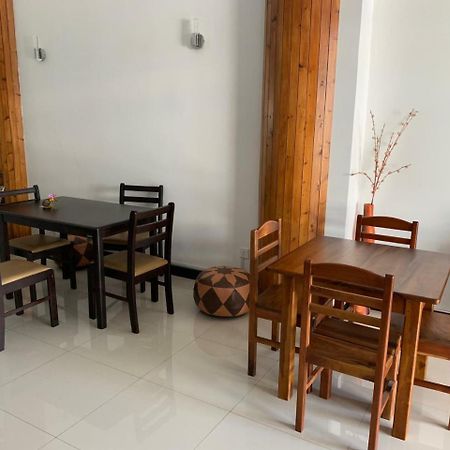 Ruki Sea Reach Hotell Kudapaduwa Eksteriør bilde