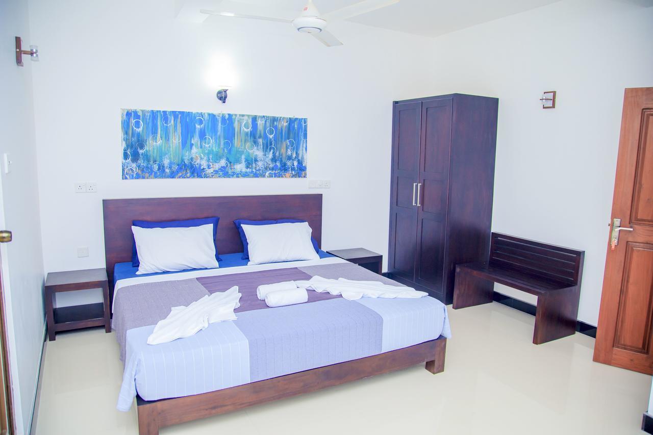 Ruki Sea Reach Hotell Kudapaduwa Eksteriør bilde