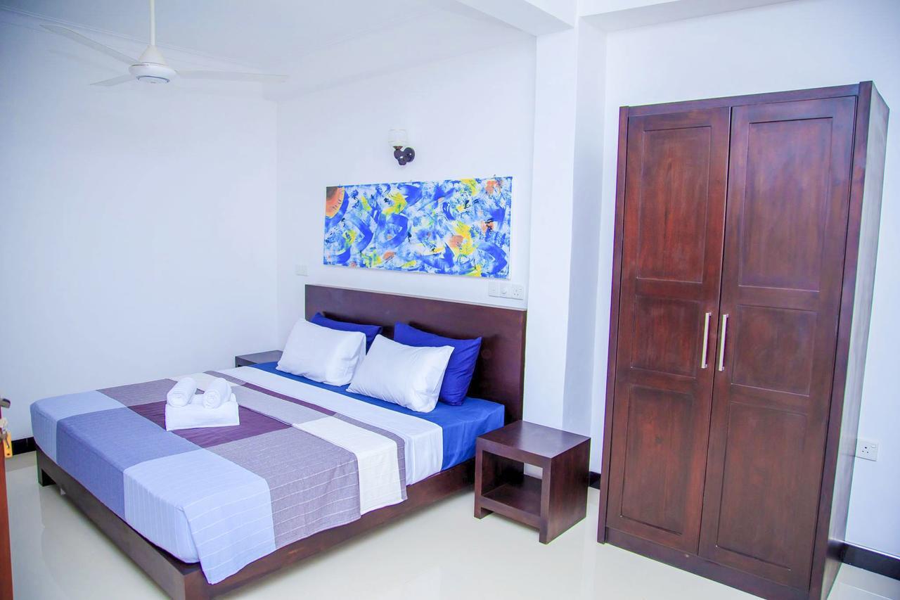 Ruki Sea Reach Hotell Kudapaduwa Eksteriør bilde